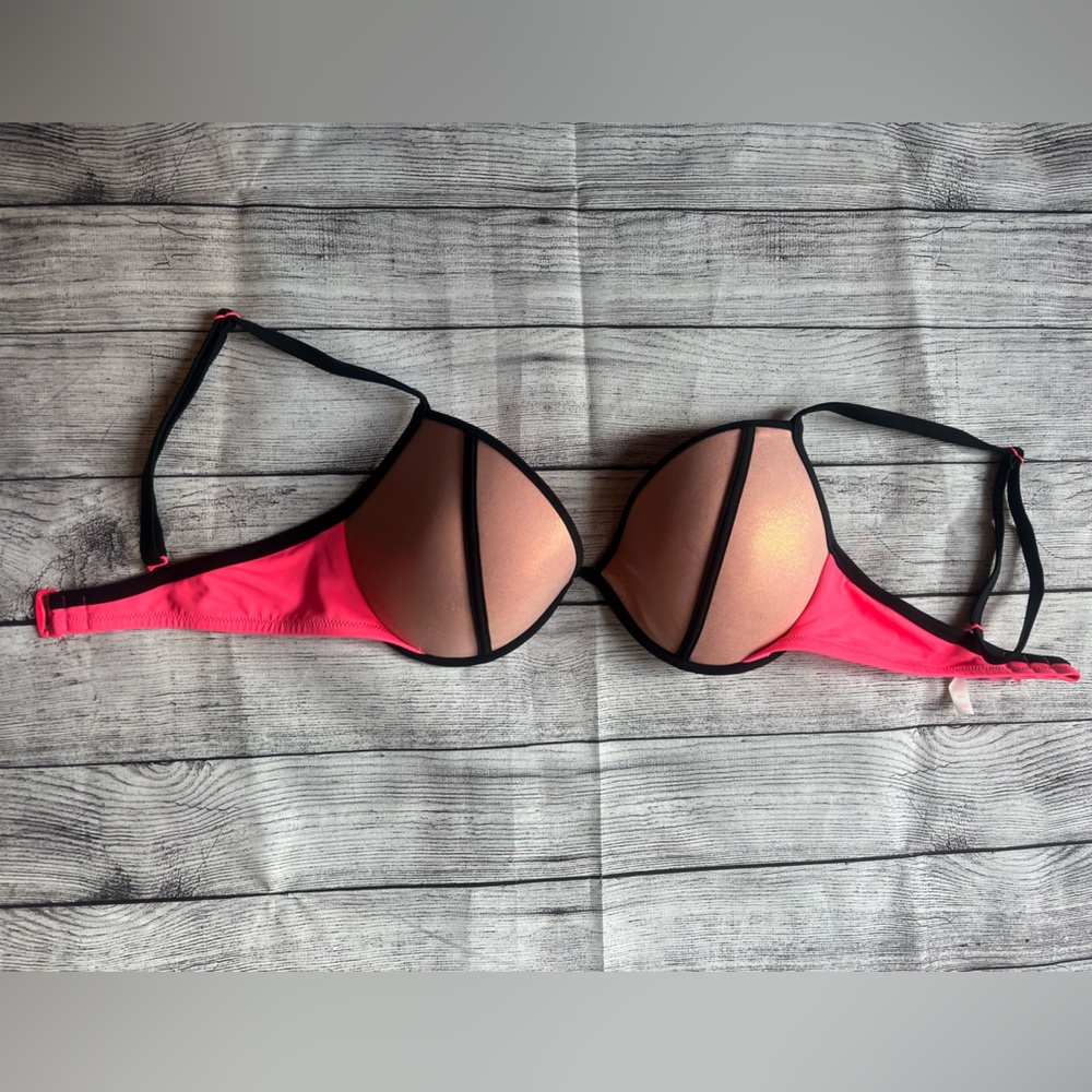 NWOT Victoria’s Secret colorblock push-up bikini top - size 34DD